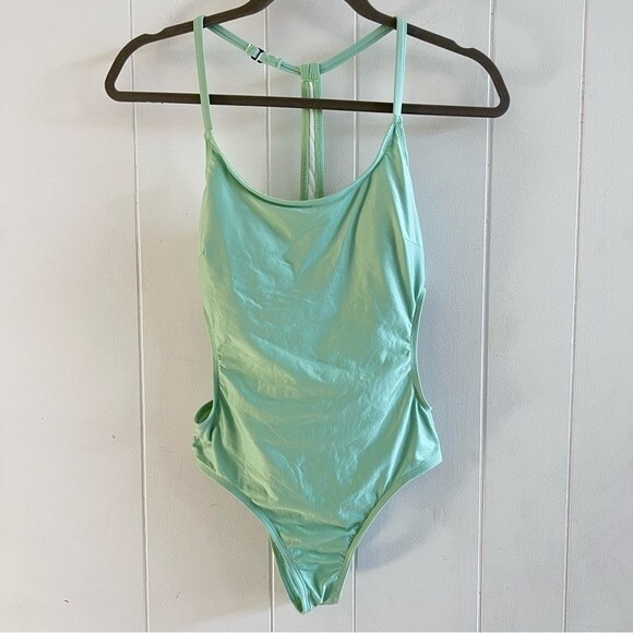 Hurley one piece bathing suit - Picture 1 of 9